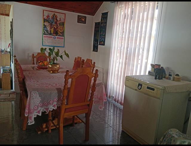 3 BEDROOM FREEHOLD FOR SALE IN BELFORT ESTATE
